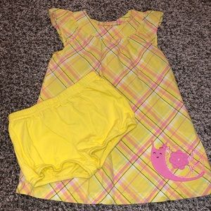 5/$15 Carter’s 9 mo cap sleeve dress w/ bloomers